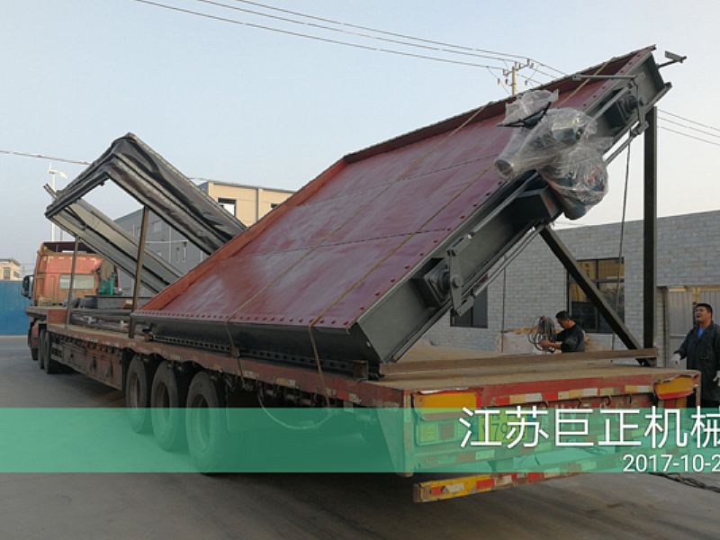 精工制作擋板門(mén)發(fā)貨了，裝車現(xiàn)場(chǎng)一覽