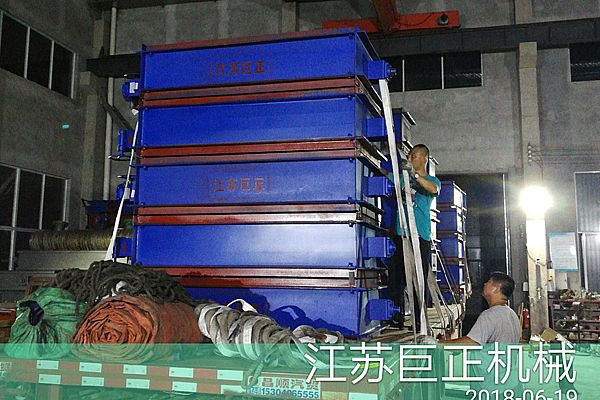 方形擋板門（寬10m）已完工，待發(fā)往預(yù)定客戶